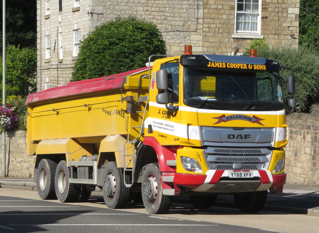 YT68 XFV Rotherham Rd, Maltby. Charles Grace Flickr