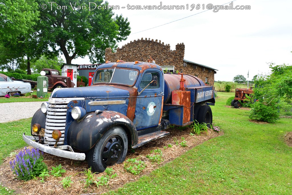 Gay Parita Sinclair Station, Everton (Missouri) Tom Van Deuren Flickr