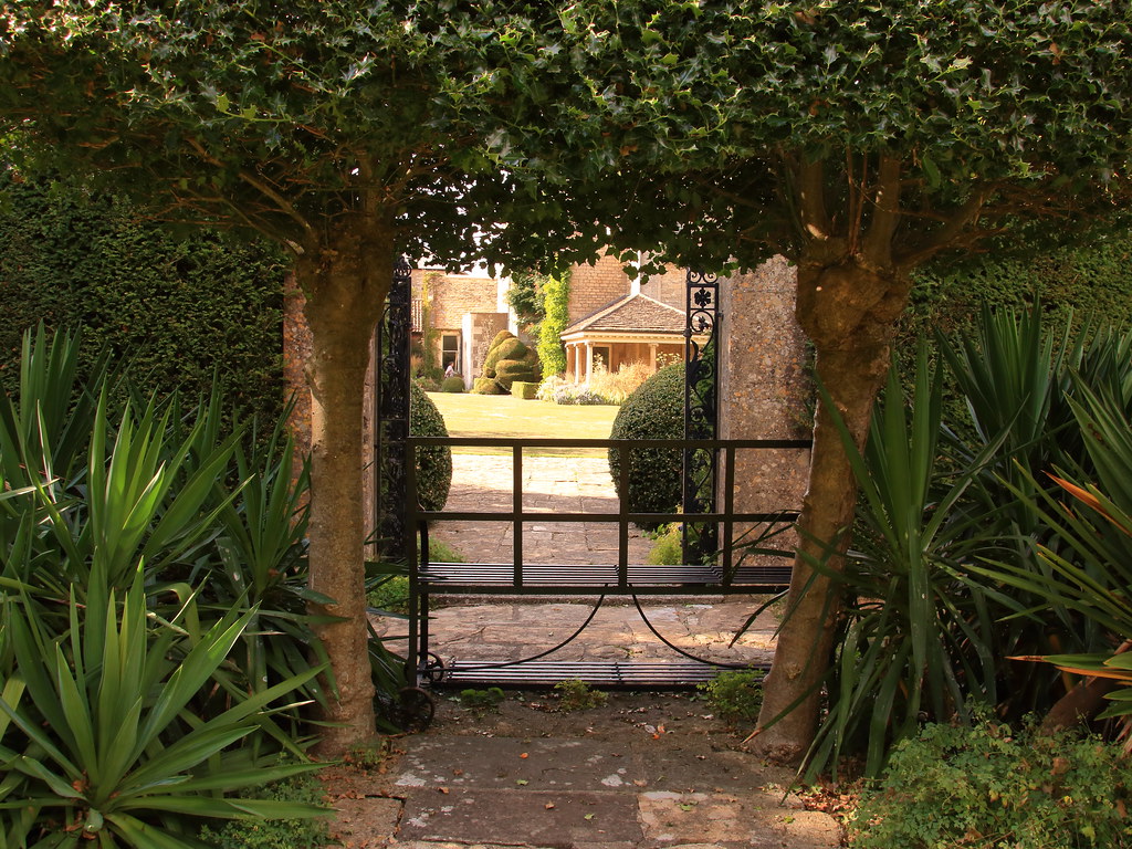 The Courts Gardens NT Dave Bright Flickr