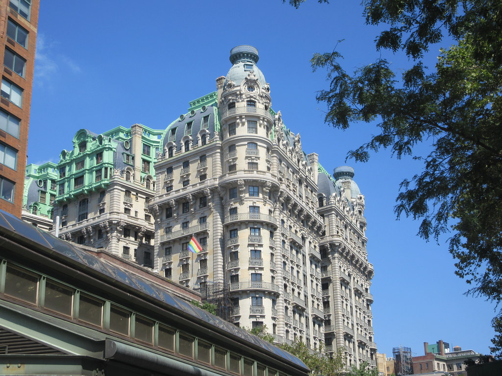 IMG_7038 2022 The Ansonia Apartment Building now condo on … Flickr