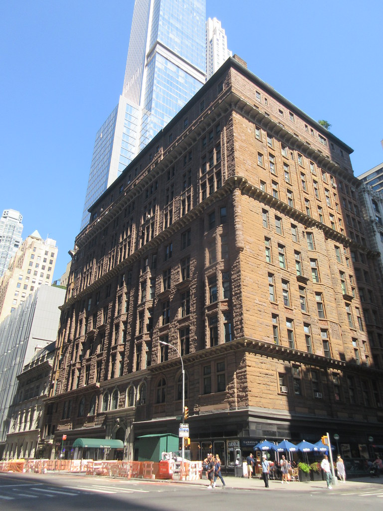 2022 The Osborne Apartments Brown Stone type building 66… Flickr