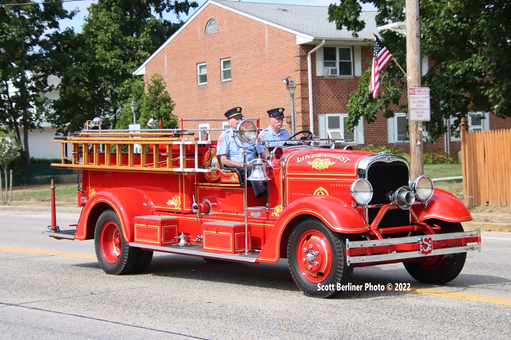 LINDENHURST, NY FIRE DEPARTMENT ANTIQUE Scott Berliner Flickr