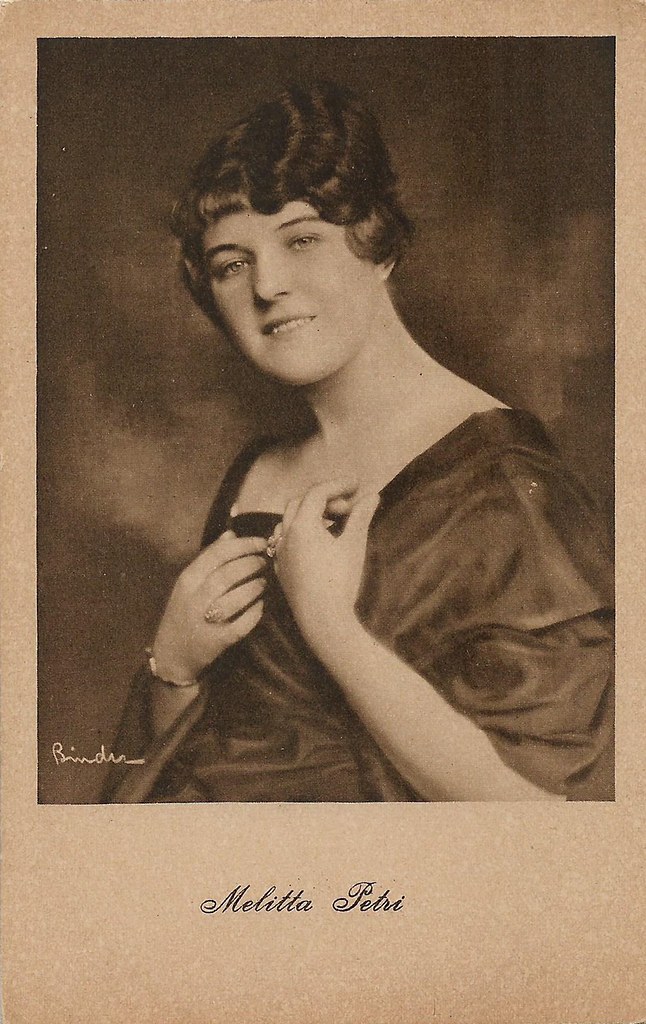 Melita Petri a photo on Flickriver