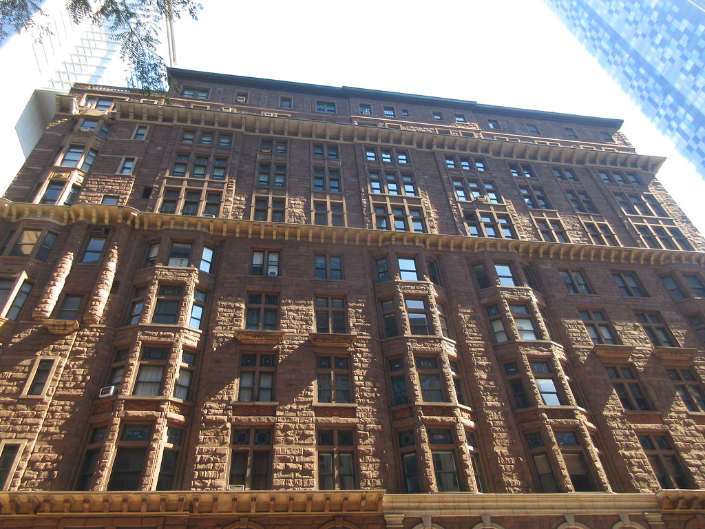 IMG_6623 2022 The Osborne Apartments Brown Stone type bu… Flickr