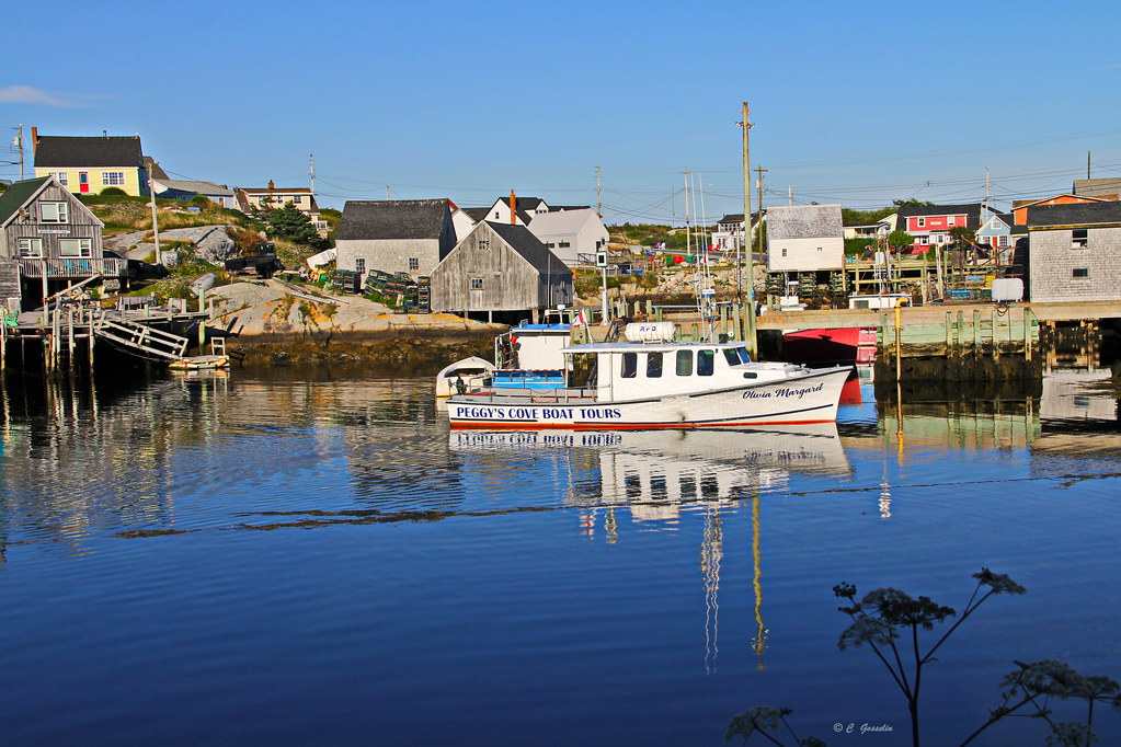 PEGGY'S COVE HARBOUR BOAT TOURS OLIVIA MARGARET REFL… Flickr