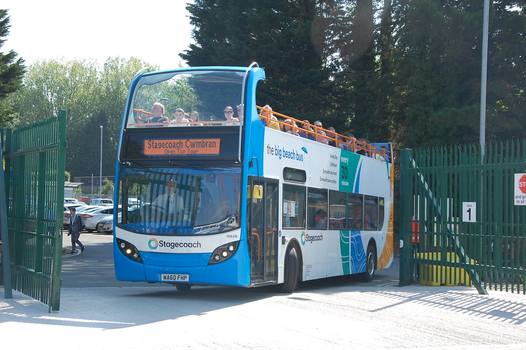 Stagecoach Southwest 19658 WA60FHP Cwmbran. 27082022 t… Flickr