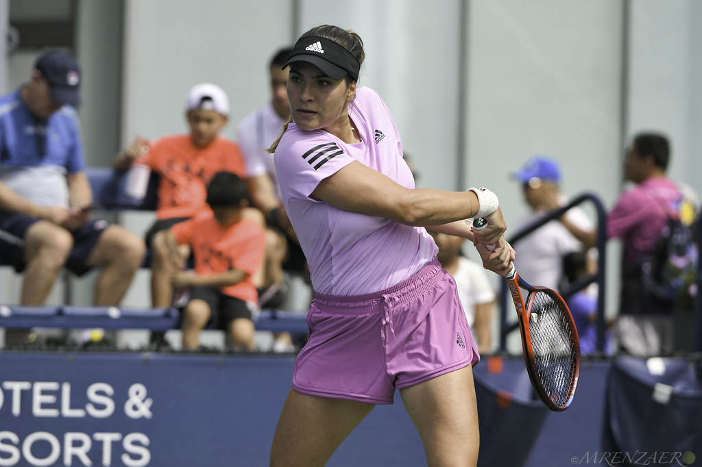 ElenaGabriela Ruse ElenaGabriela Ruse practicing at the