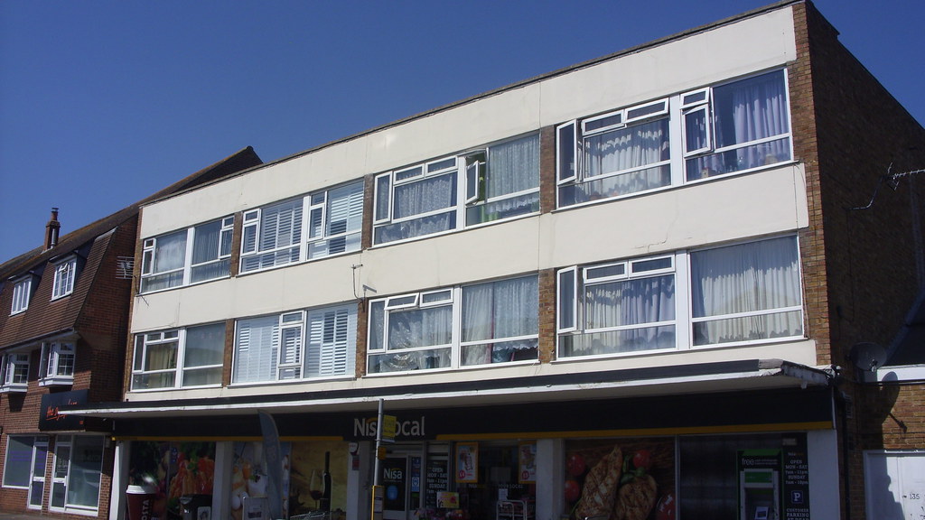 Tuckton Road, Southbourne, Bournemouth Near the junction o… Flickr