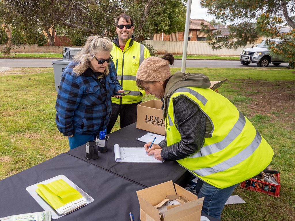 COP smith creek stage II community planting aug 2022 … Flickr