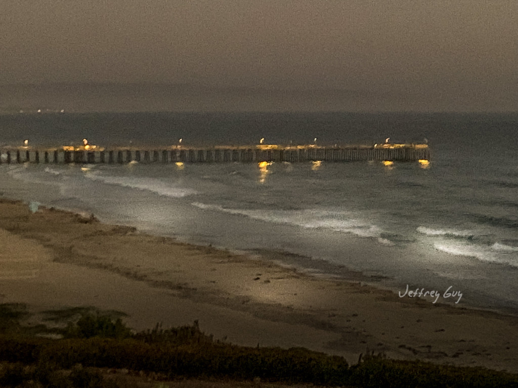 Night glow at Pismo Pier Taken off my balcony at the Kon T… Flickr