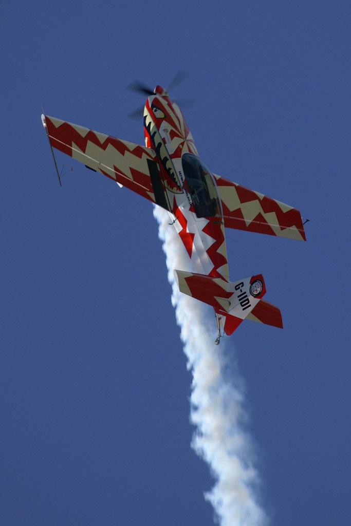 GIIDI Extra EA 300/L c/n 047 Power Aerobatics Ltd. Cotswo… Flickr