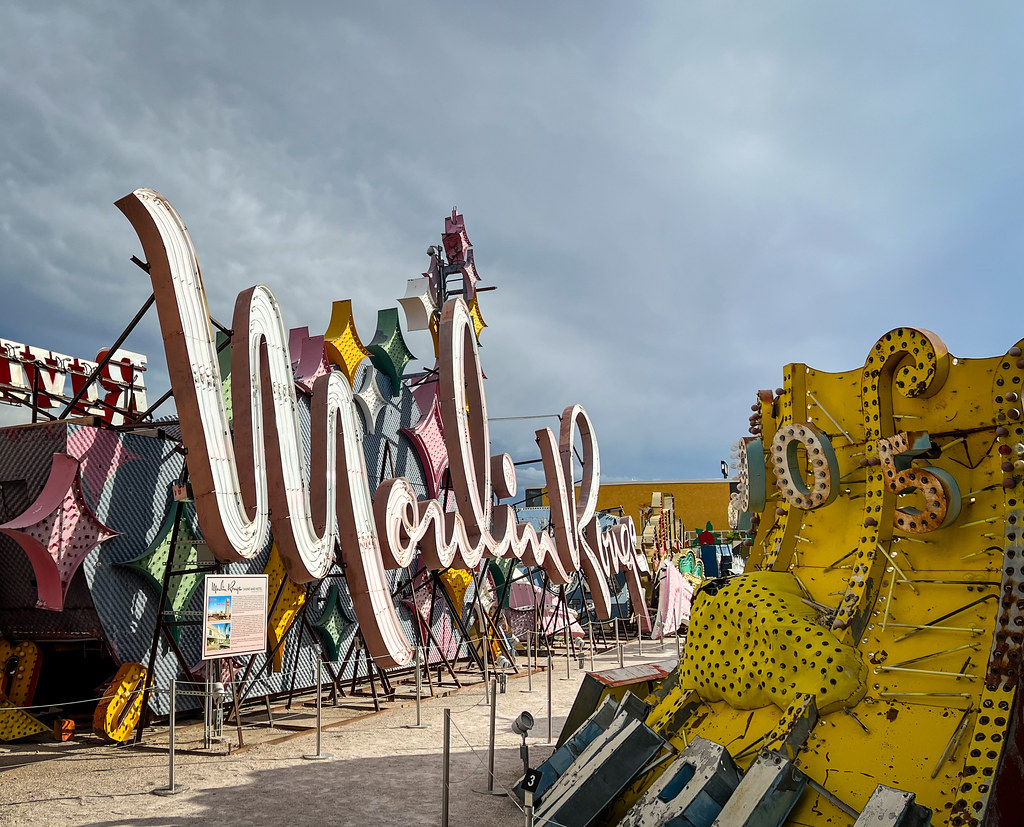 Neon Museum jmombet Flickr