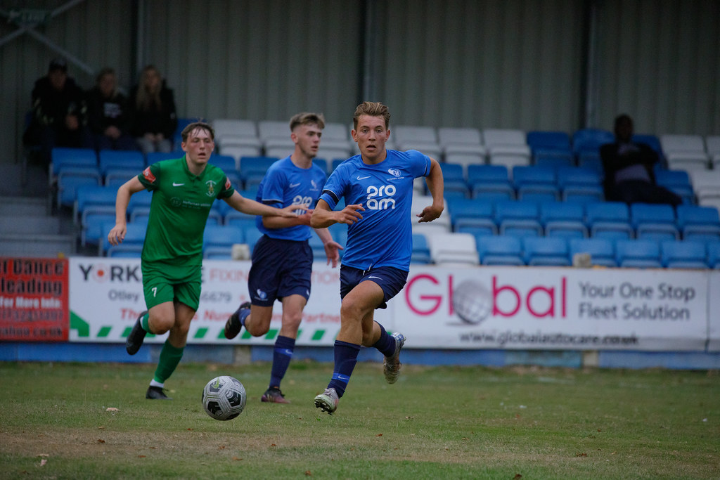 Tadcaster Albion U18s v Brighouse Town U18s TADCASTER, ENG… Flickr