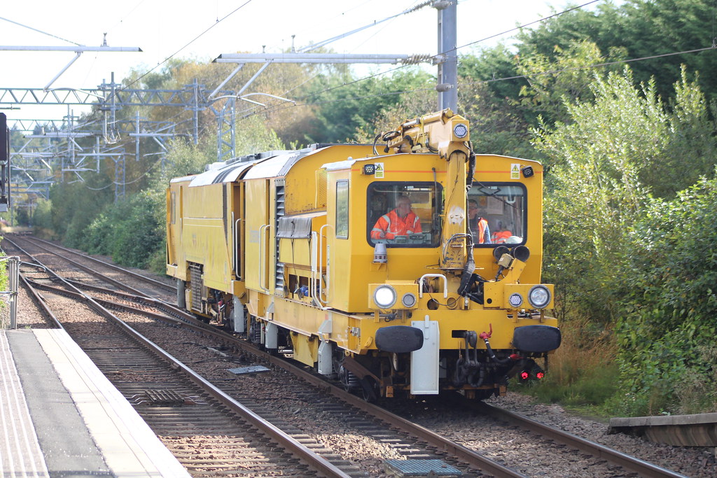 CUMBERNAULD DR 80217 SHOT AT CUMBERNAULD STATION 31/08/202… Flickr
