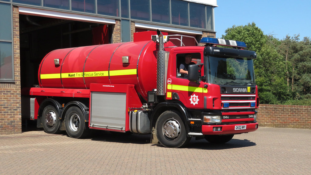 GK02 WMY KFRS Scania 114G Ashford Water Carrier FJK1… Flickr