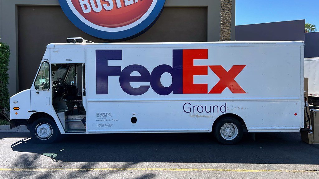 FedEx Ground / Desert Sun Delivery 2012 Freightliner MT55 … Flickr