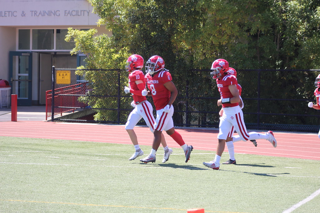 Varsity Football vs. Deer Valley Flickr