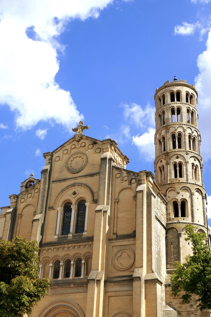 Cathédrale SaintThéodorit et Tour Fenestrelle (Uzès) Flickr