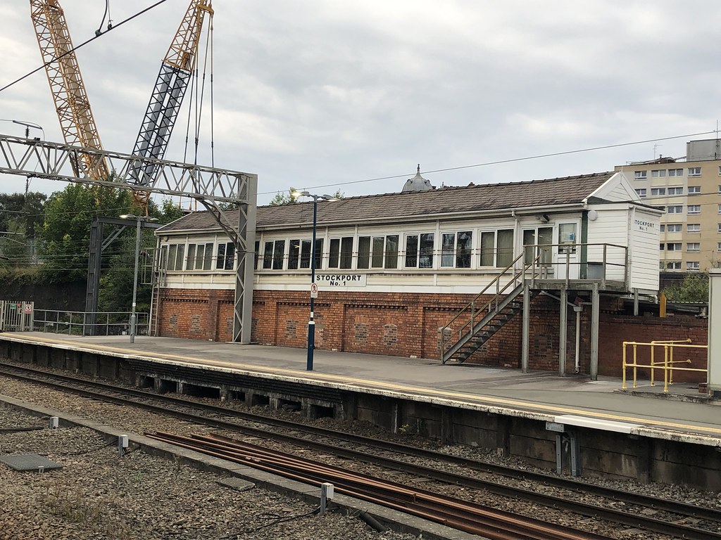 Stockport Railway Station Stockport No 1 Box Graham Benbow Flickr
