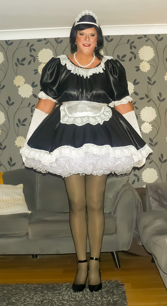 Yes Sir, I’m ready to greet your guests Tracie Etienne Flickr