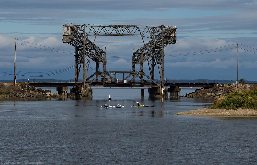 Chambers Bay Bridge Steilacoom, Washington a group of ka… Flickr