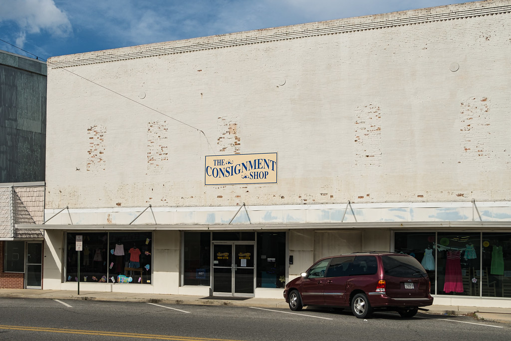 The Consignment Shop Cochran, jwcjr Flickr