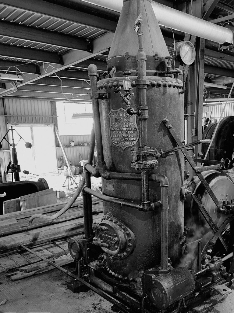 R&T039 Old steam powered machines at the Rough & Tumble … Flickr