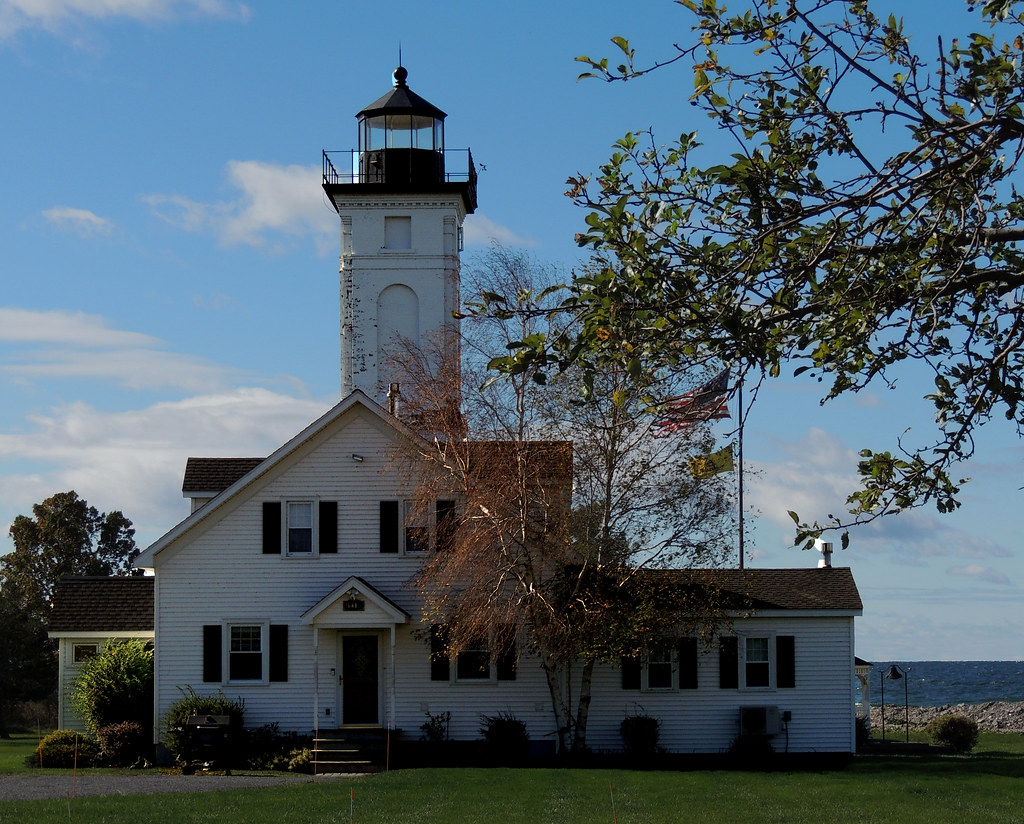 Stony Point Lighthouse (Henderson NY) Sharon Hann Flickr