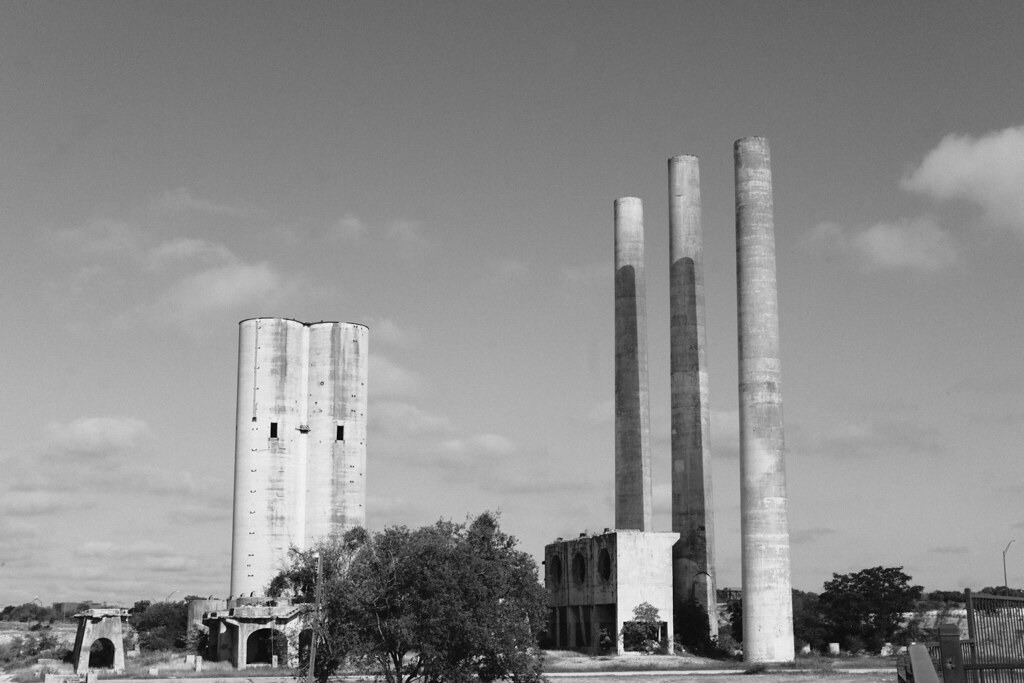 Longhorn quarry sooc Derek Halley Flickr