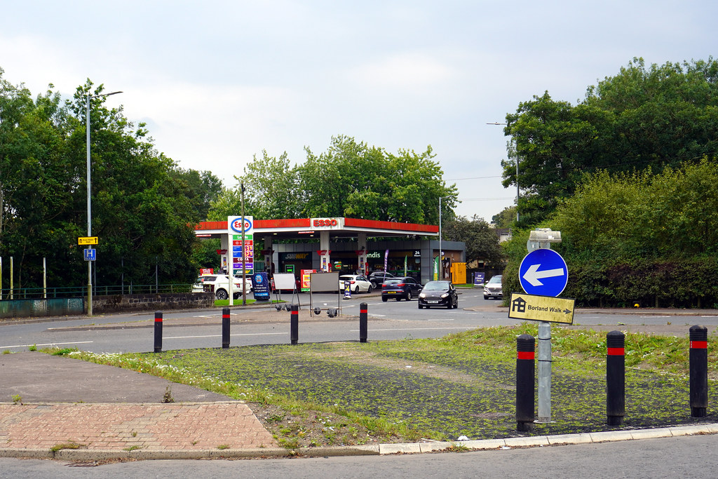 Stonehouse. Strathaven road. boneytongue Flickr