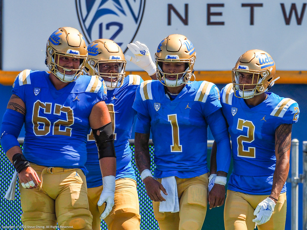 UCLA Football vs Bowling Green; September 3, 2022, Pasaden… Flickr