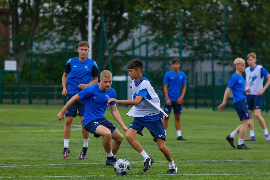 i2i Football Academy Training YORK, ENGLAND SEPTEMBER 06… Flickr