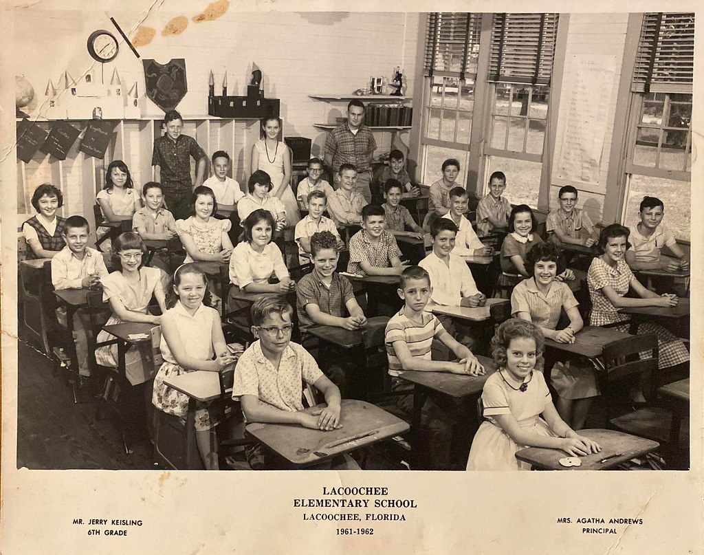 Lacoochee Elementary School 6th Grade 19611962 first row … Flickr