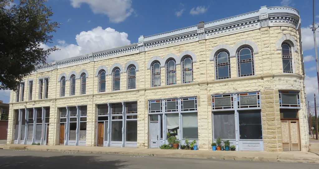 Storefront Commercial Building (Brownwood, Texas) Brownwoo… Flickr