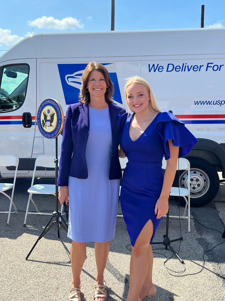 Galesburg Post Office Renaming Ceremony 9.07.22 Cheri Bustos Flickr