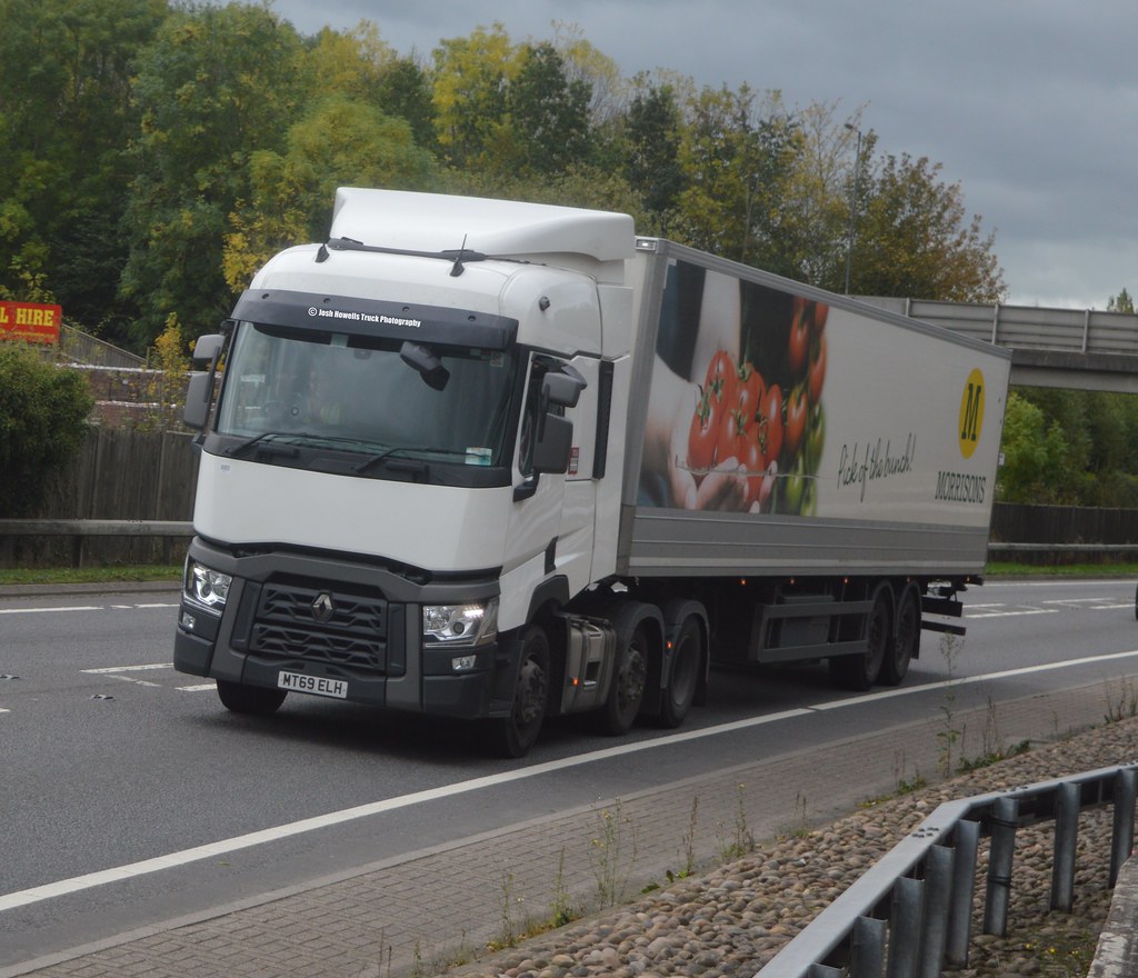 Salford Van Hire MT69 ELH At Welshpool Thanks for the thum… Flickr