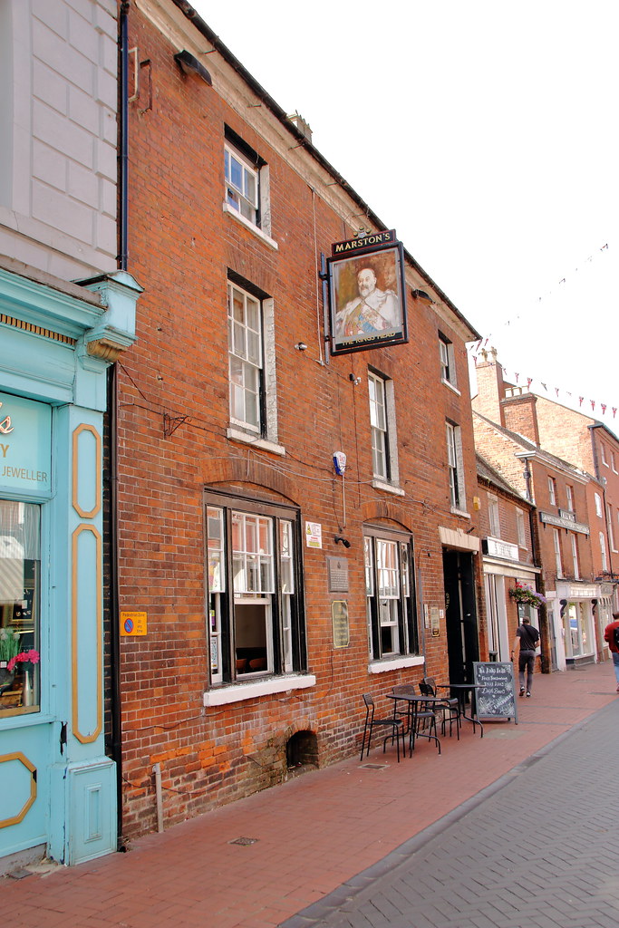 The Kings Head, Lichfield. Oldest pub in Lichfield c. 1408… Flickr
