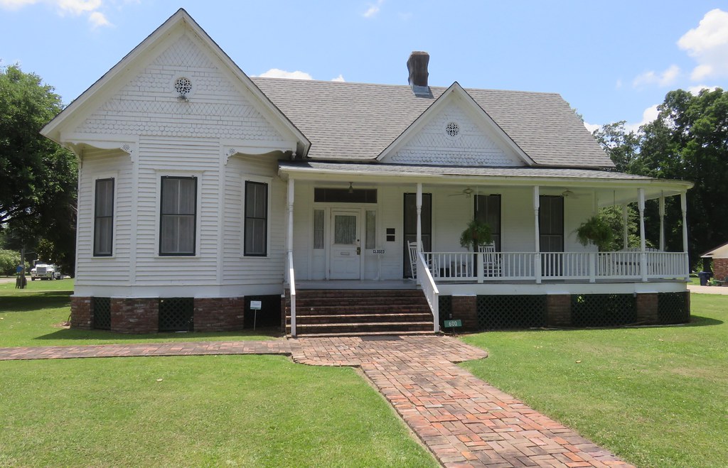 Byerley House (Lake Providence, Louisiana) The Byerley Hou… Flickr