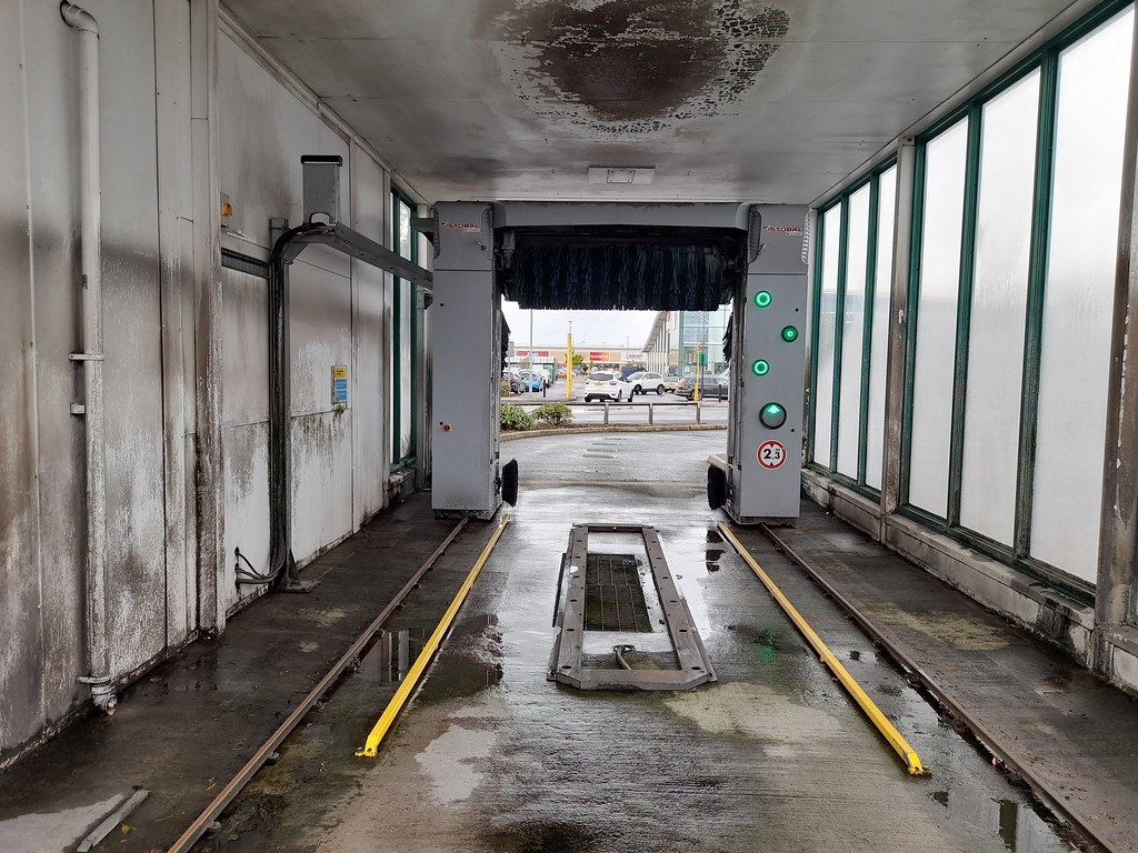 Morrisons car wash, Queenborough Istobal M'Start with blac… Flickr