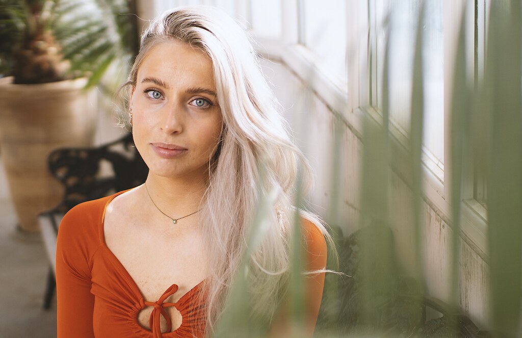 Emma orange dress editorial shoot for GMARO magazine w… Flickr