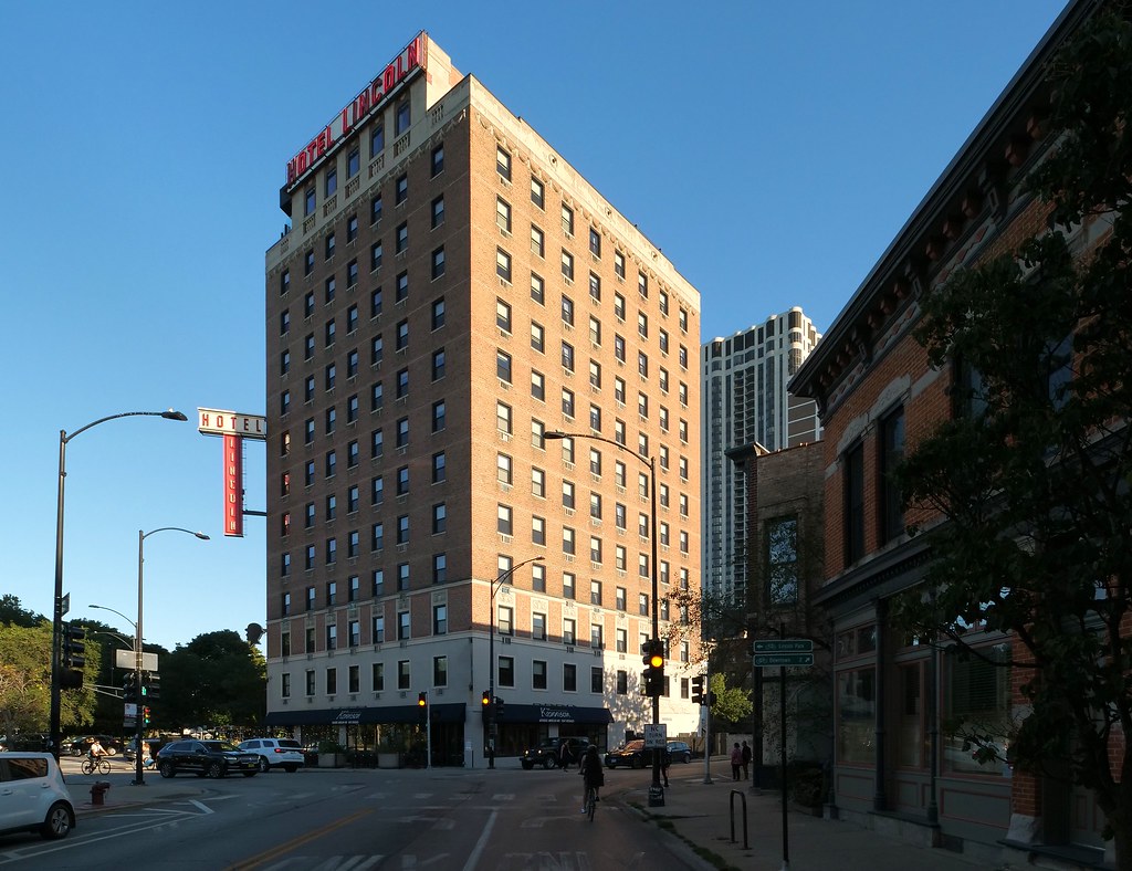 Hotel Lincoln, Chicago rog enga Flickr