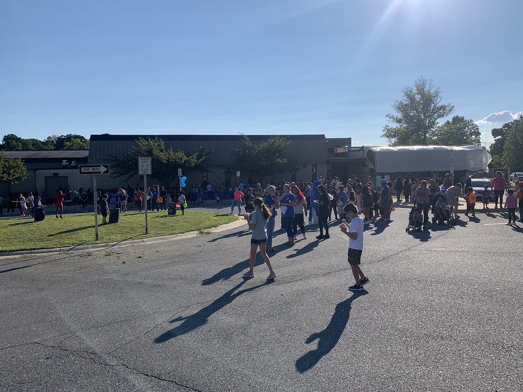 Watkins Mill ES Back to School Picnic SRTS attended Watk… Flickr