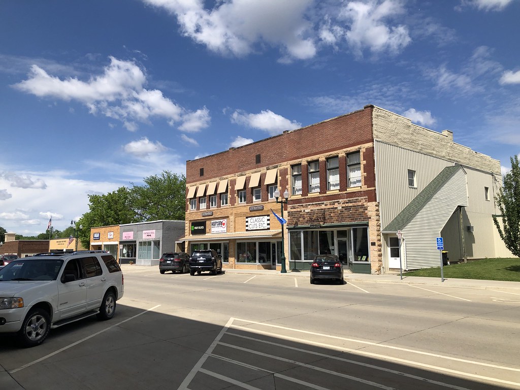 Blue Earth, Minnesota Main Street Businesses Austin Dodge Flickr