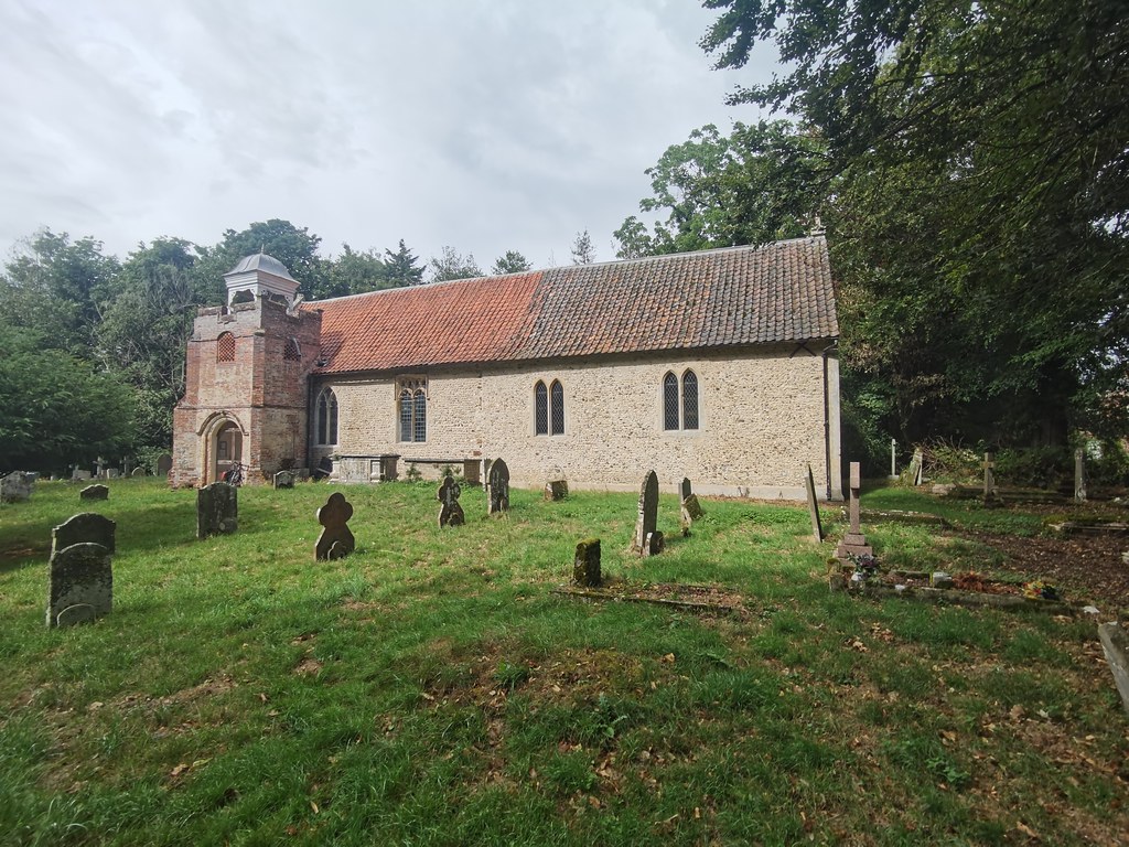 Twyford St Nicholas, Twyford, Norfolk This poor little chu… Flickr