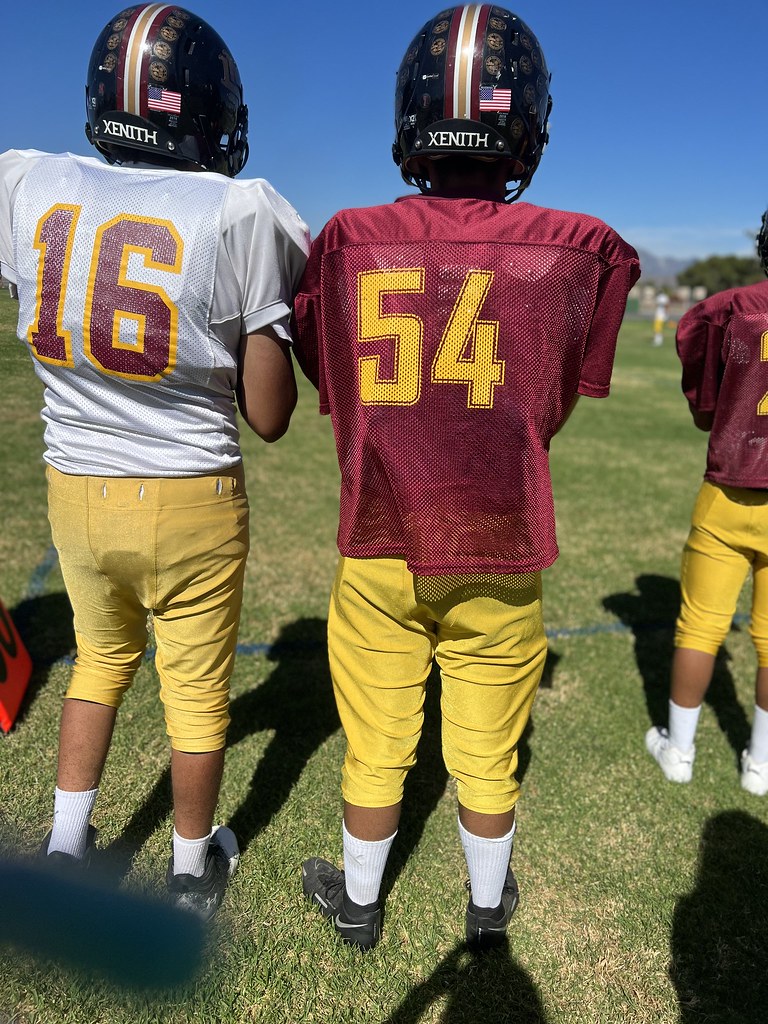 Football Scrimmage New Designs V. North Valley 8/12/2022 Flickr