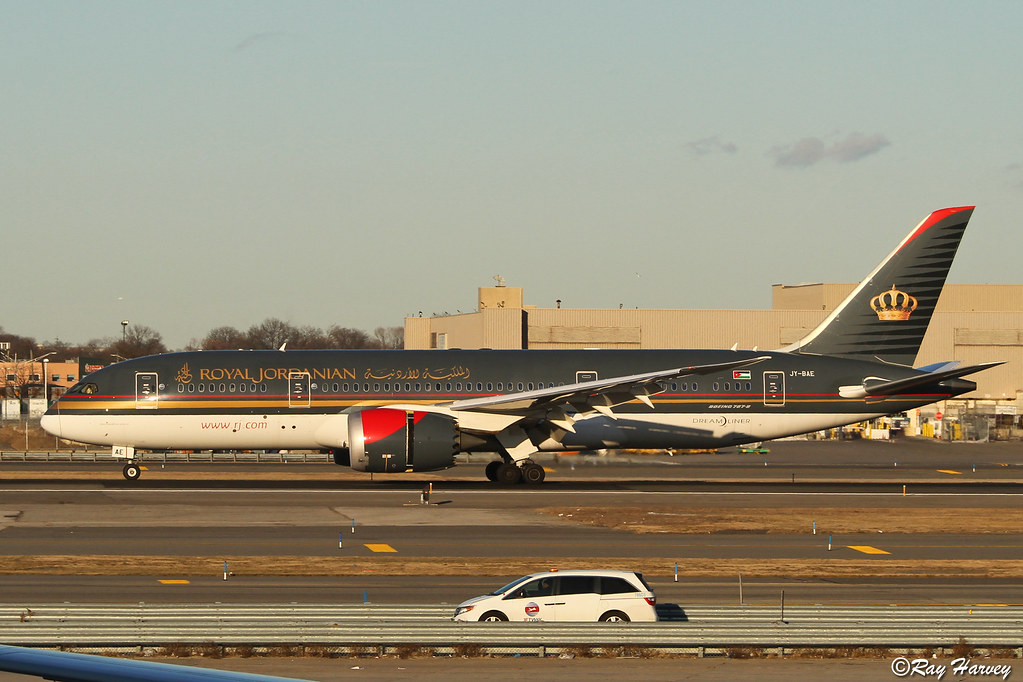 JYBAE landing JFK Royal Jordanian Airlines Boeing 7878 D… Flickr