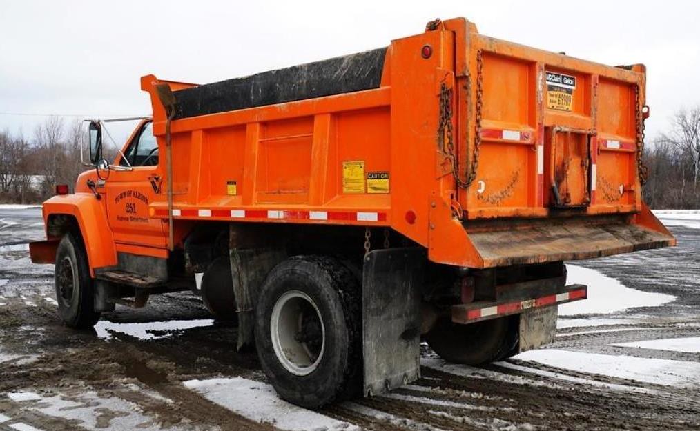 Town of Albion, NY 1993 Ford F800 dump truck No. 251_3 Flickr