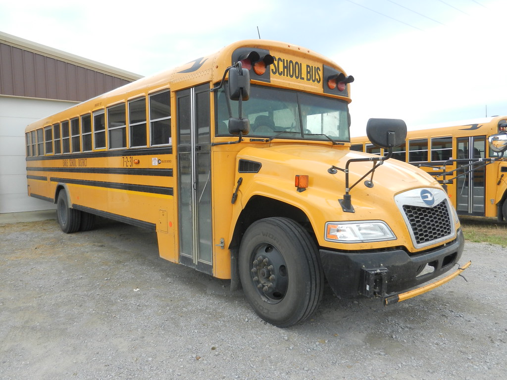 Earle School District 7231 (3) Bus lot Earle, AR Cincinnati NKY