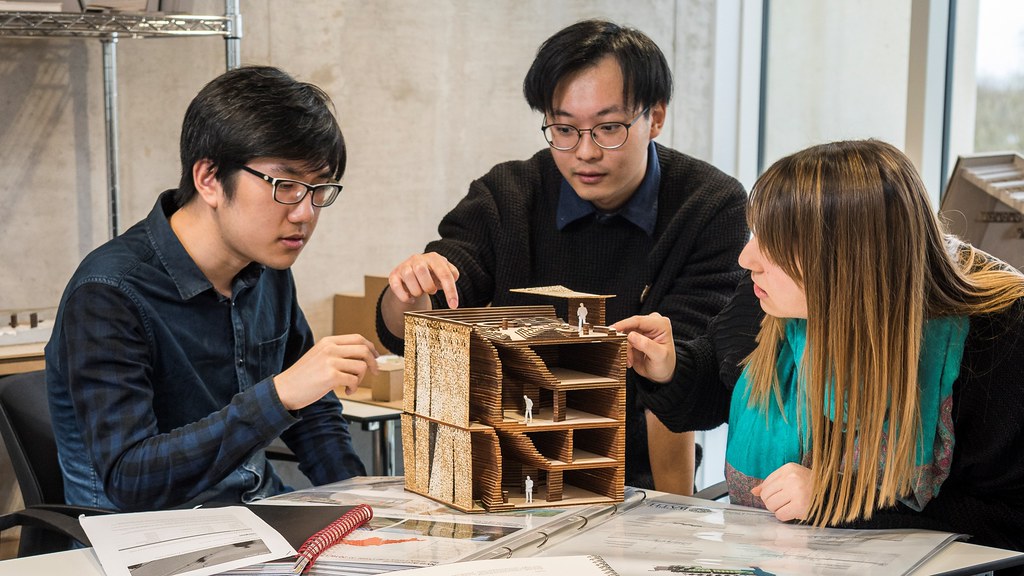 Study one of our master’s degrees in architecture and civil engineering