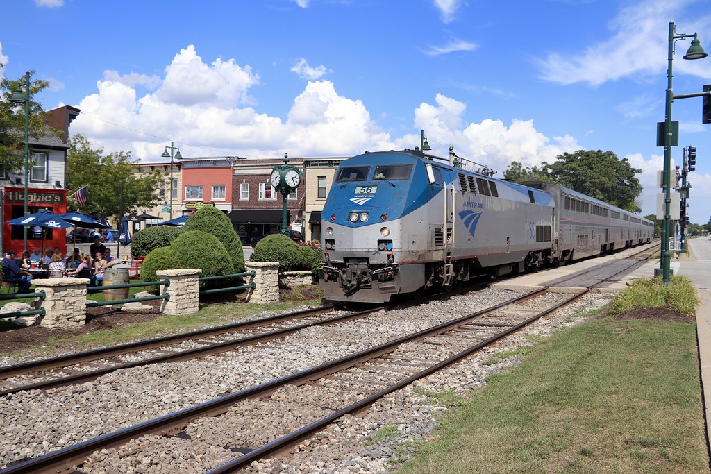 The Texas Eagle Amtrak 56 leads Amtrak train 21 the south… Flickr